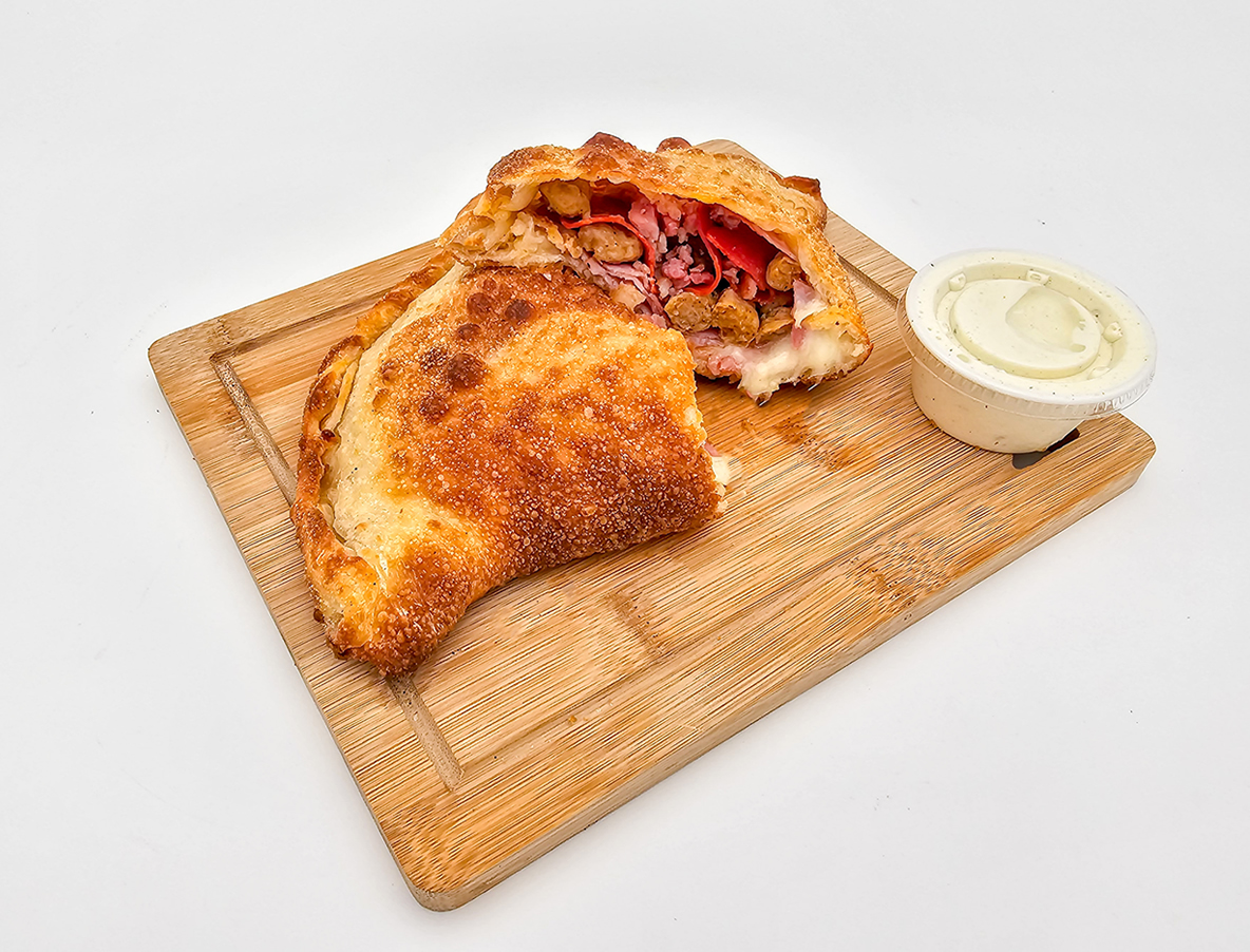Meatsa Calzone